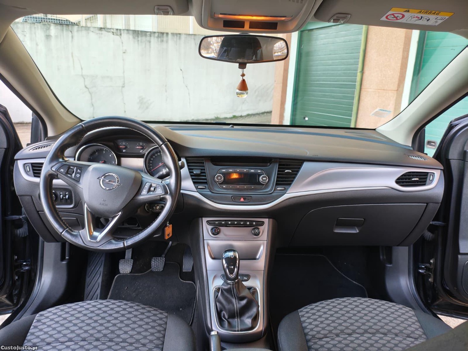 Opel Astra CDTI Business Edition — fotografia 2