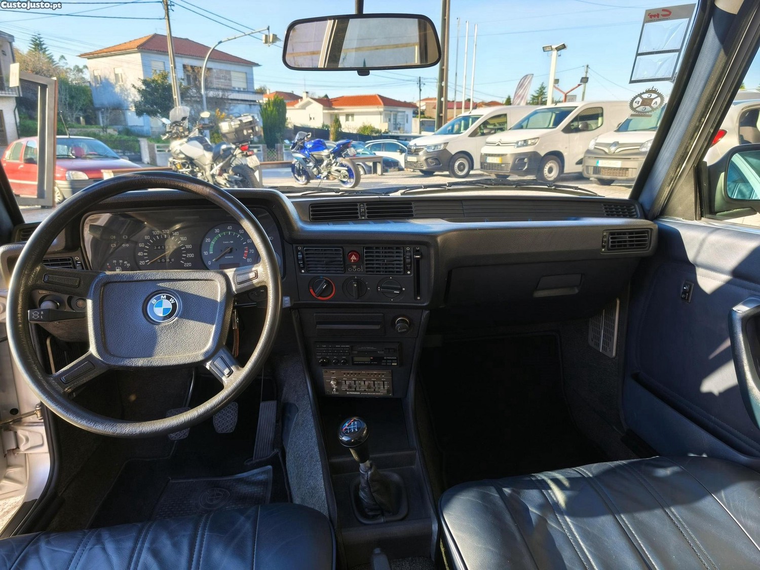 BMW 323 i E21 Nacional — fotografia 11