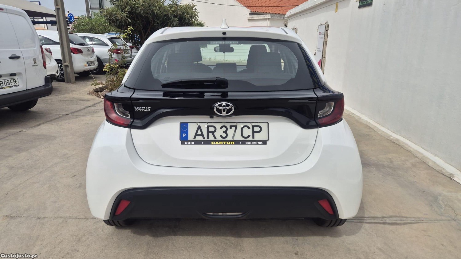 Toyota Yaris 1.0 VVT-iComfort — fotografia 13