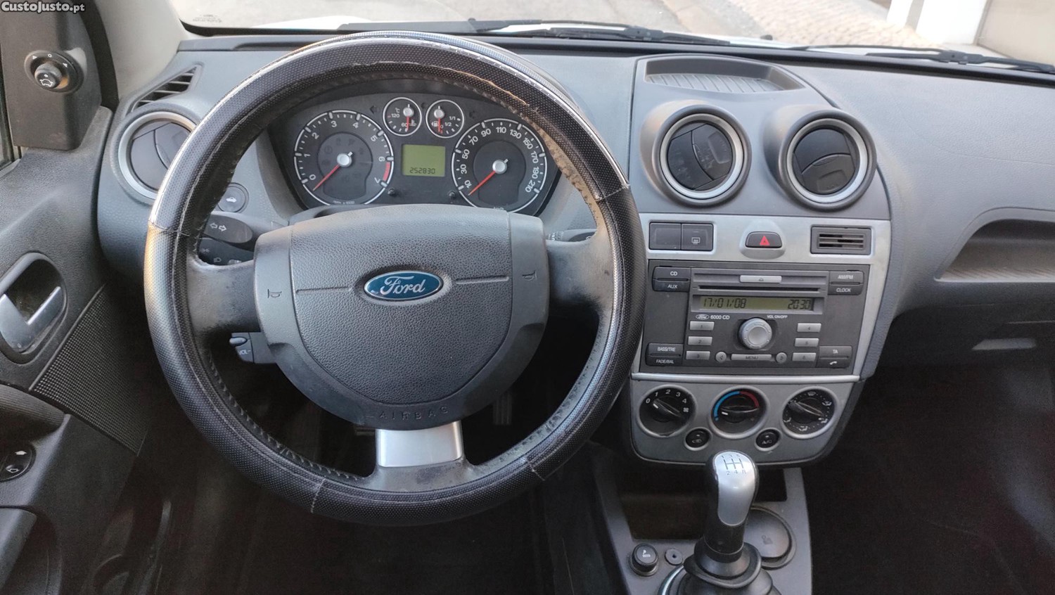 Ford Fiesta Comfort — fotografia 6