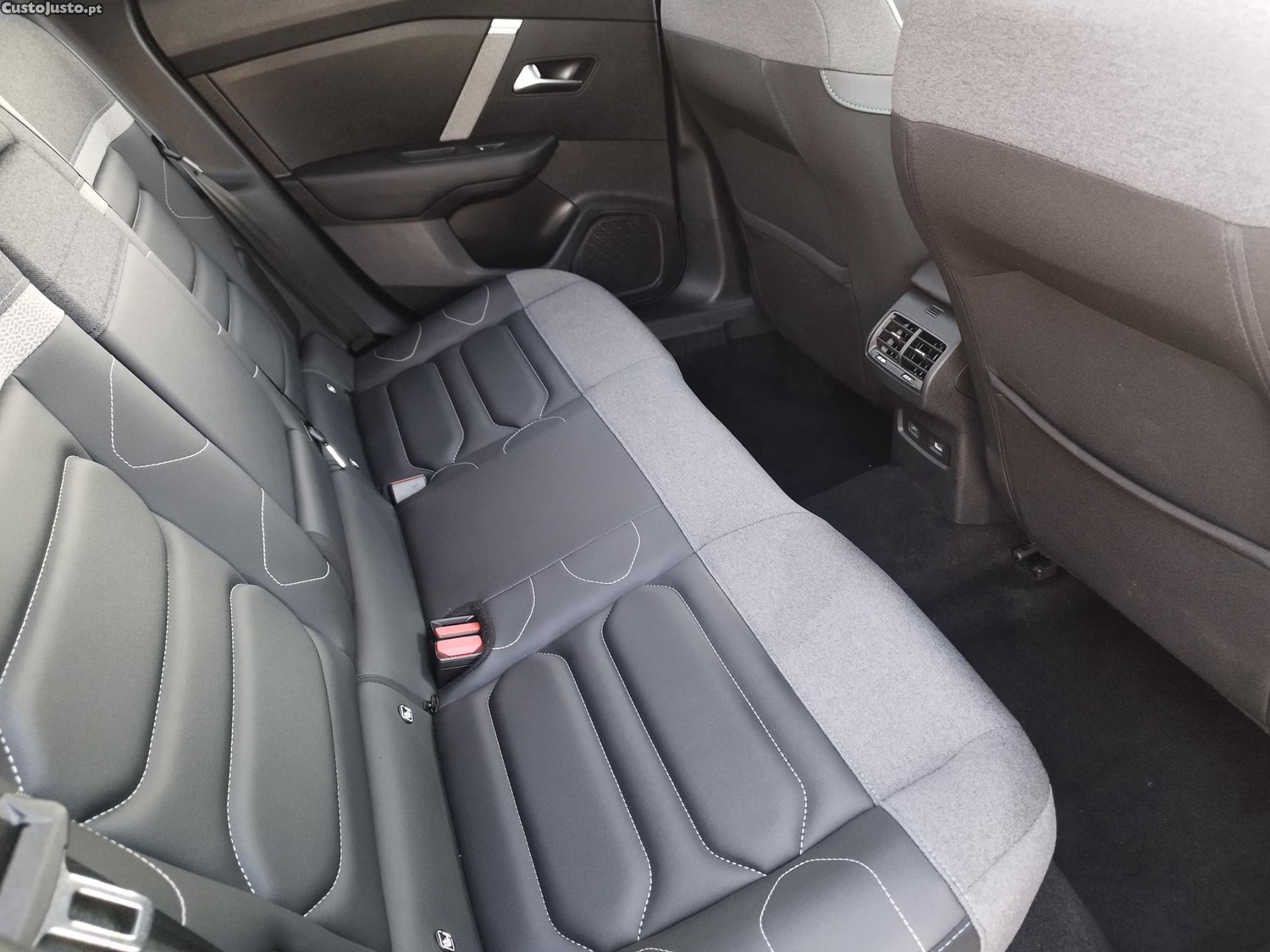 Citroën C4 X 1.2 puretech max auto — fotografia 6