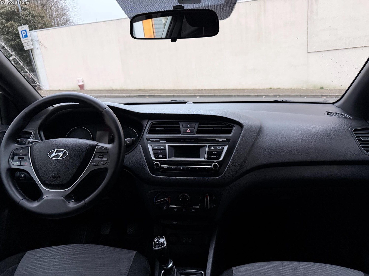 Hyundai i20 1.1 CDRi LED — fotografia 2