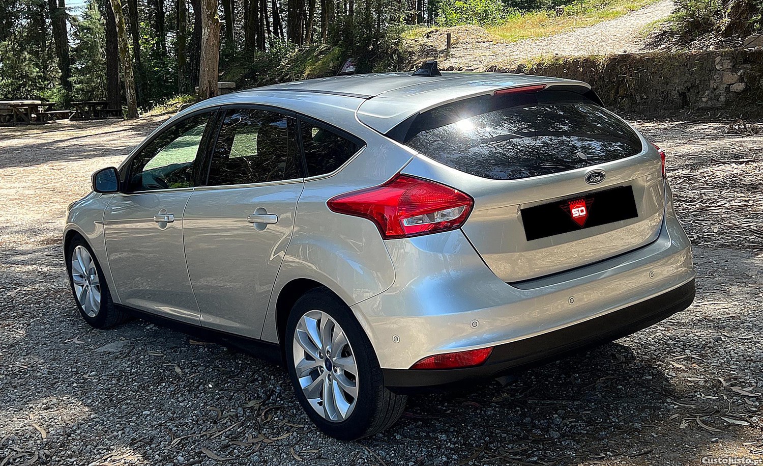 Ford Focus TDCI TITANIUM — fotografia 17