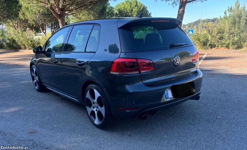 Volkswagen Golf 2.0 Gti — fotografia 5