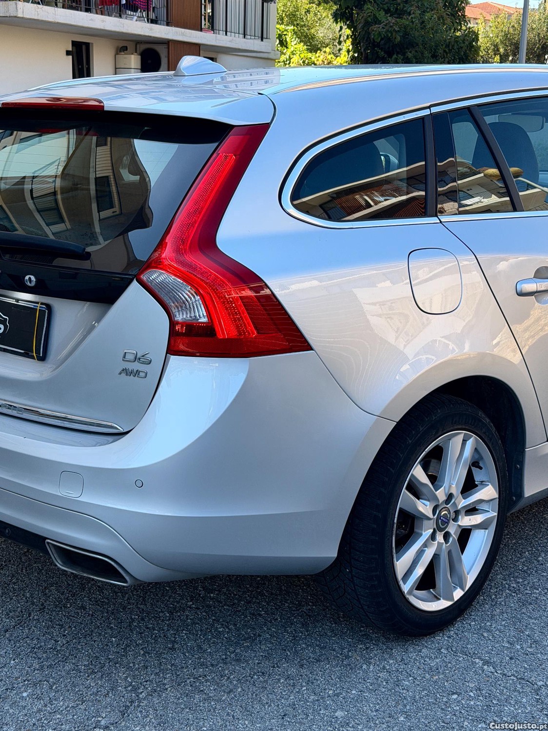 Volvo V60 AWD — fotografia 8