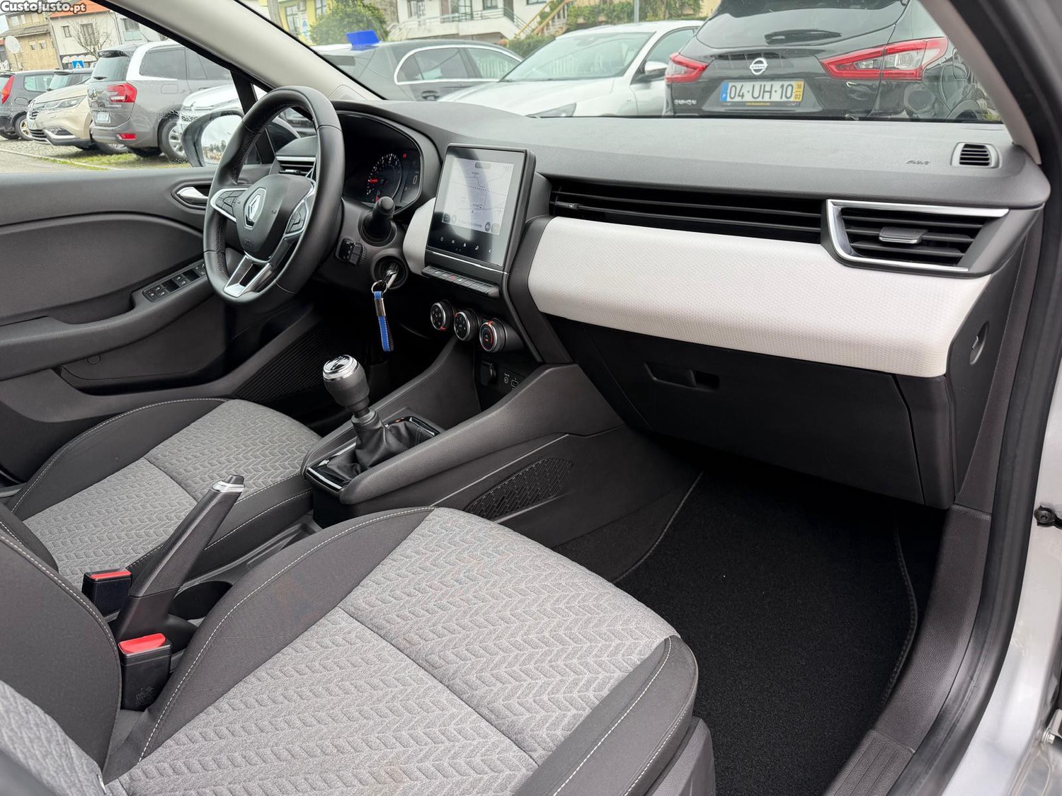Renault Clio 1.0 TCe Evolution — fotografia 11