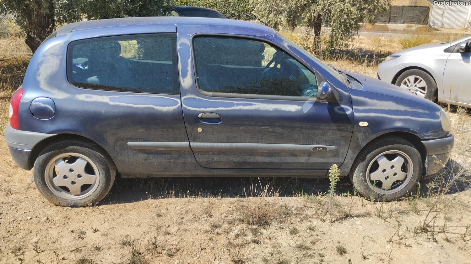 Renault Clio Rxe 10 eur 150km — photo 4