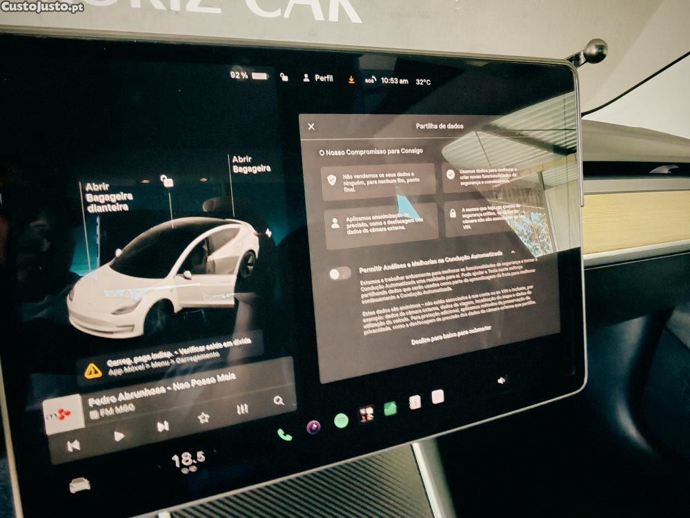 Tesla Model 3 Standard Range Plus — fotografia 2