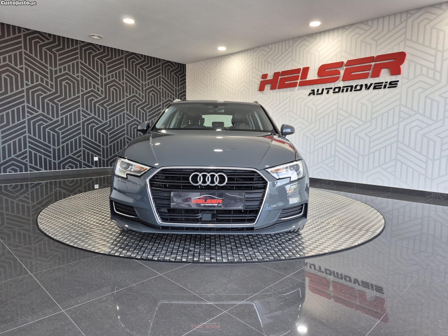 Audi A3 Sportback 1.6 TDI S-line - 19 foto 2