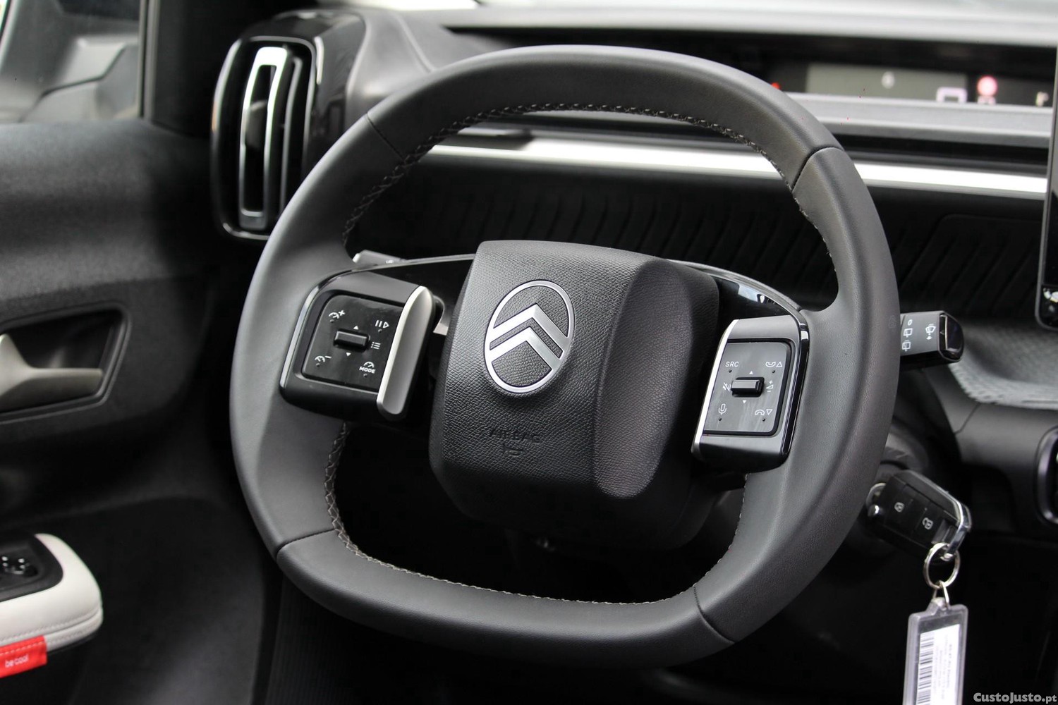 Citroën e-C3 44 kWh Autonomia Conforto Max — fotografia 10