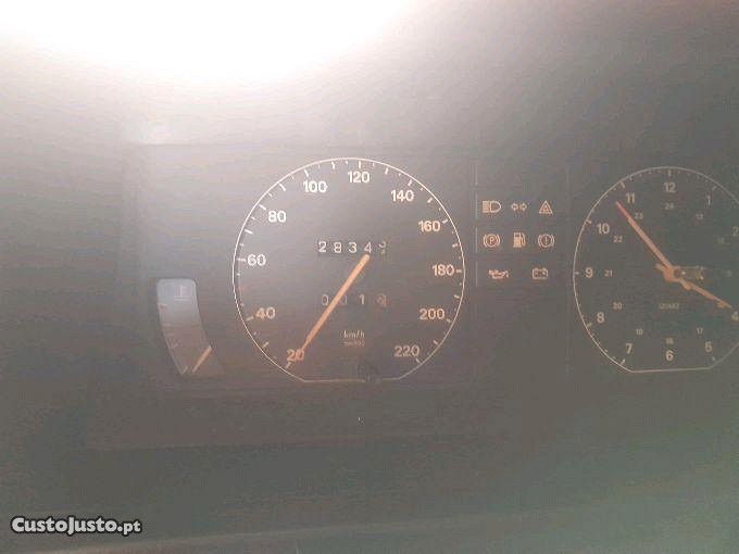 Opel Rekord 1.8 — fotografia 2