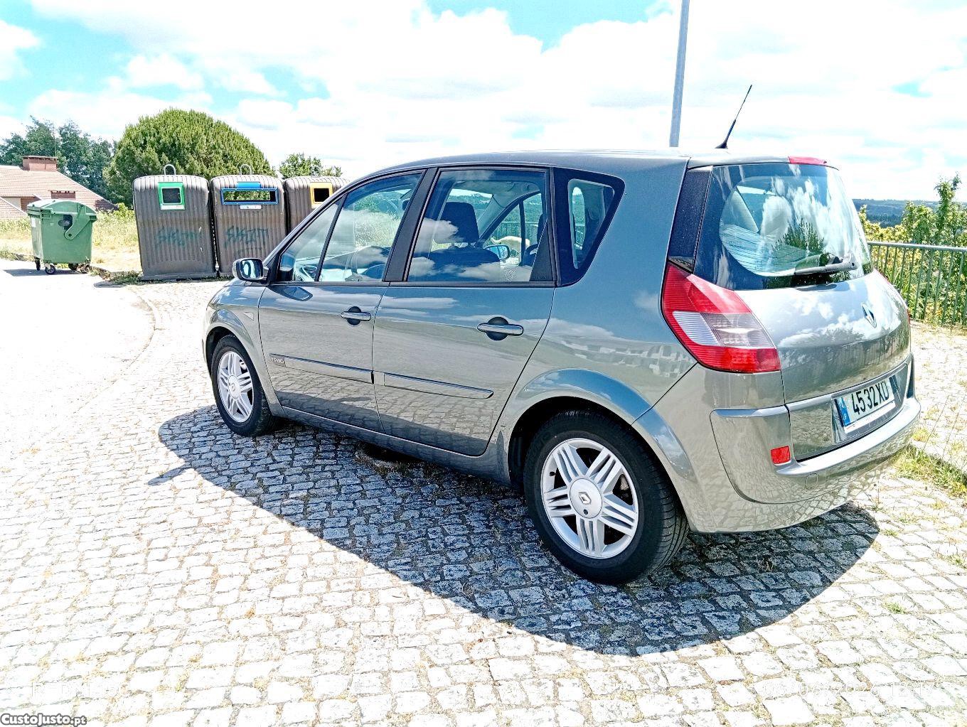 Renault Scénic 1.9 dci — fotografia 10