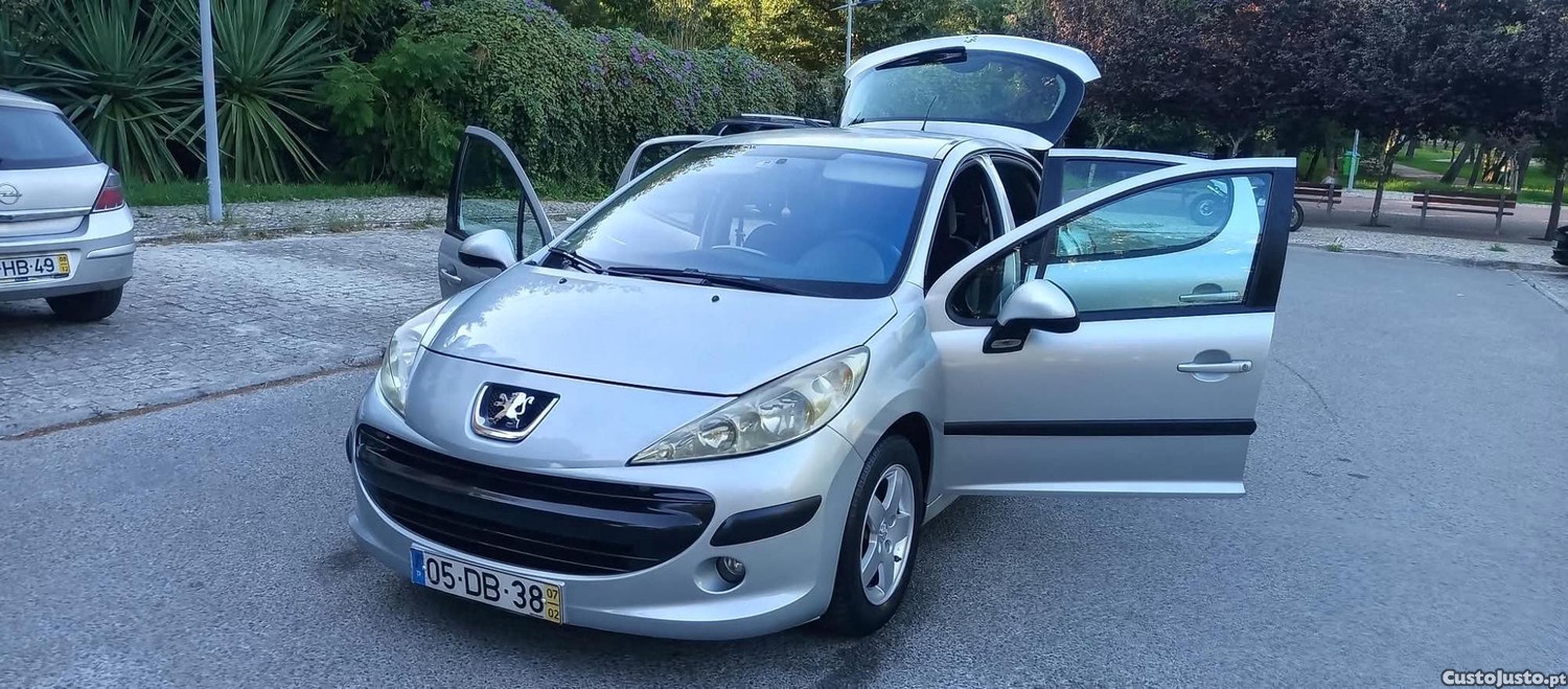 Peugeot 207 Full Extras — fotografia 9