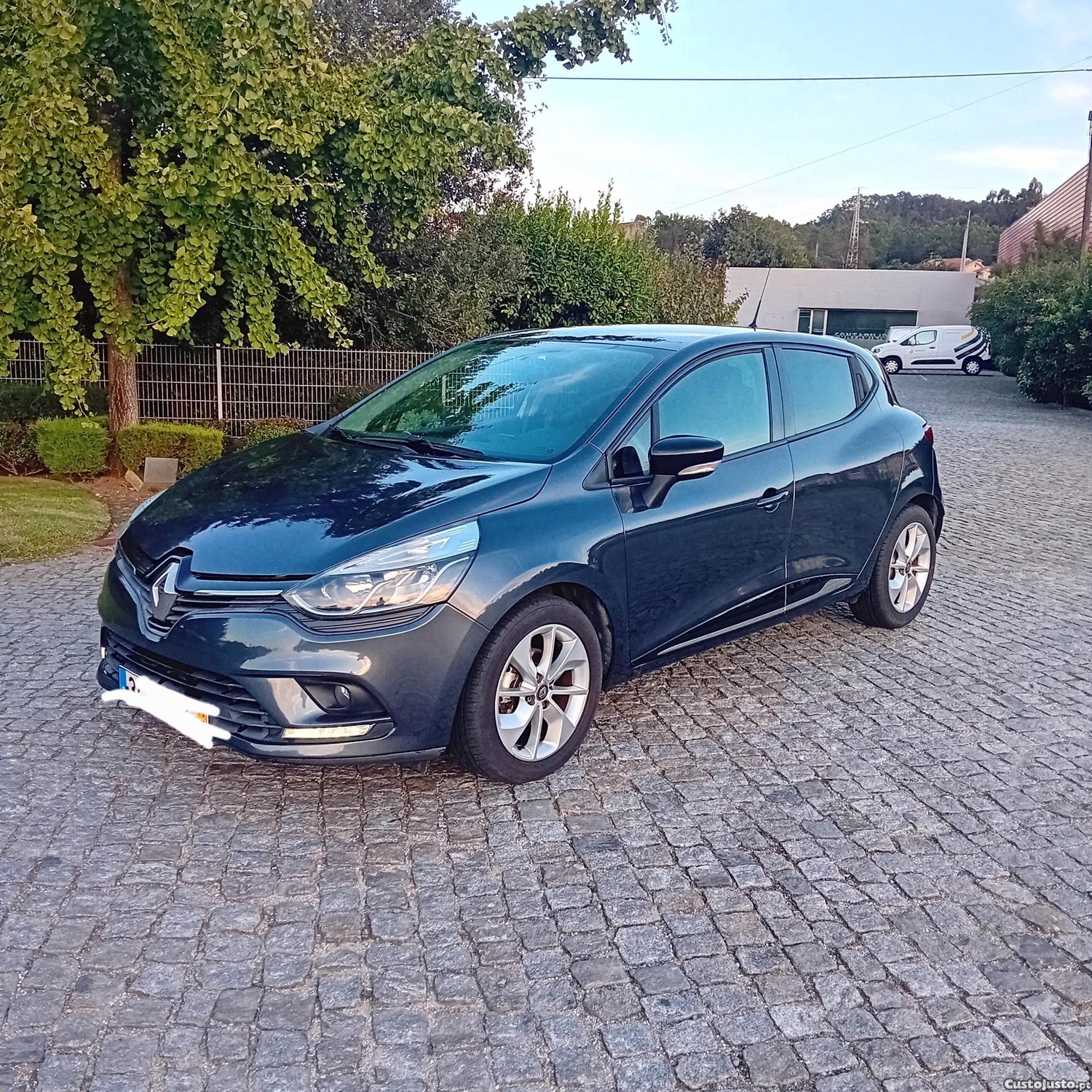 Renault Clio 1.5 dci 90cv limited — fotografia 2