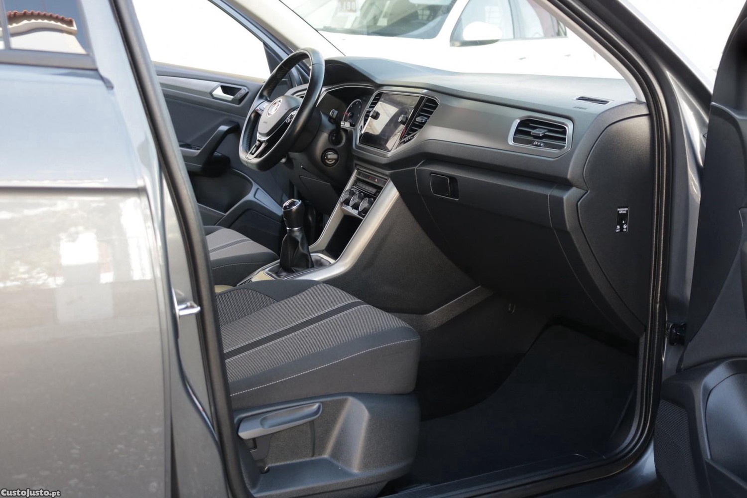 Volkswagen T-Roc 2.0 TDI Style 115cv — fotografia 43