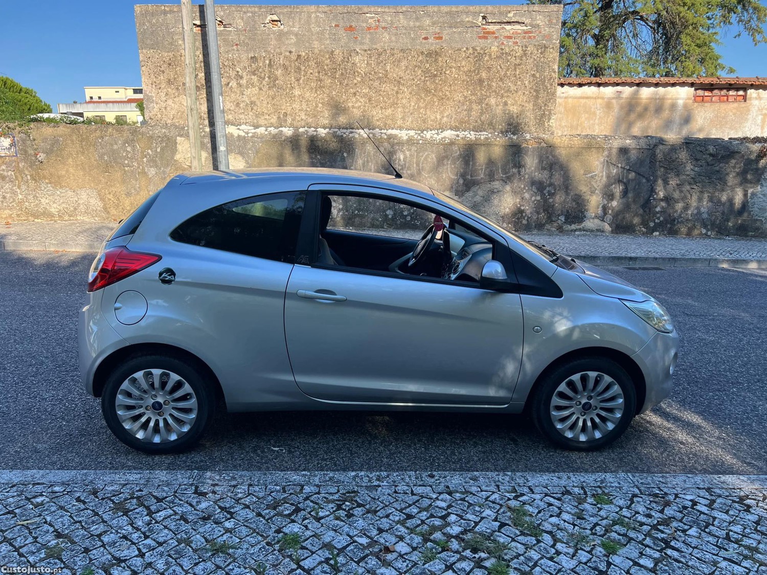 Ford KA 1.2 (Só 59.000 Kms REAIS) e Único Dono - Excelente Estado Geral — fotografia 7