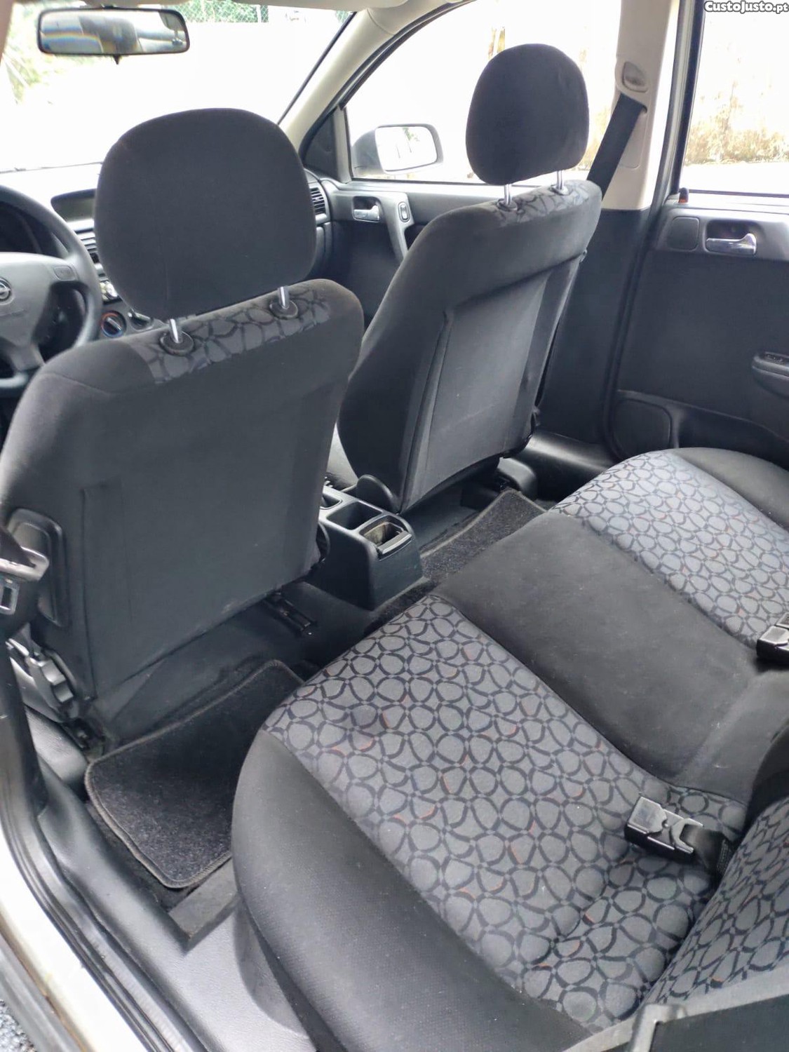 Opel Astra 2.0 Dti Auto — fotografia 2