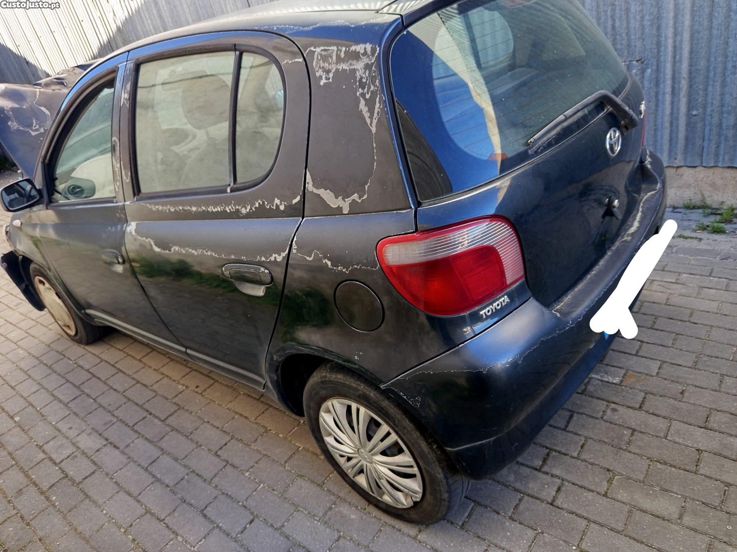 Toyota Yaris Yaris - 99 — photo 4