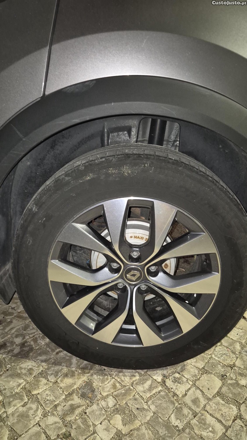 Renault Captur 1.5 dCi Exclusive — fotografia 6