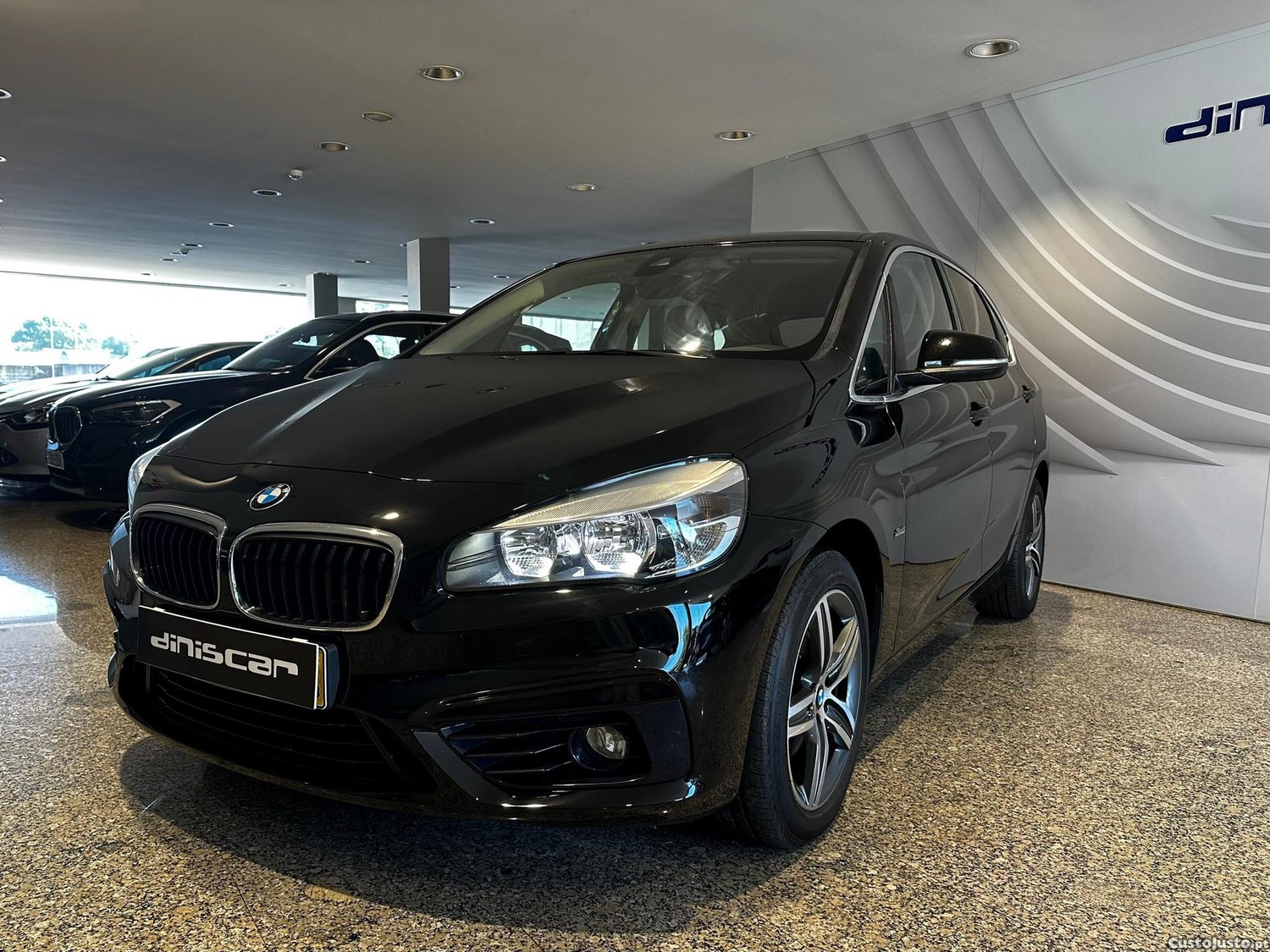 BMW 216 Active Tourer d Line Sport - 16 — photo 5