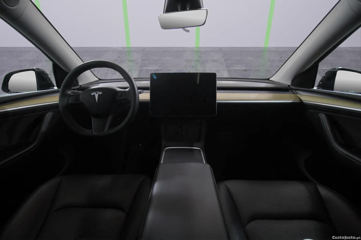 Tesla Model Y Standard — fotografia 5