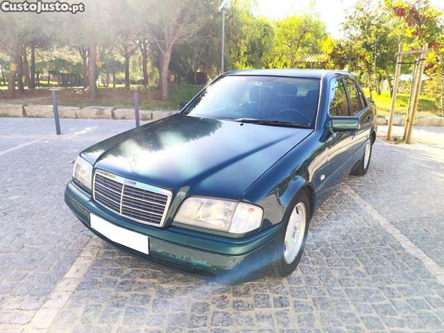 Mercedes-Benz C 250 Turbo — fotografia 9