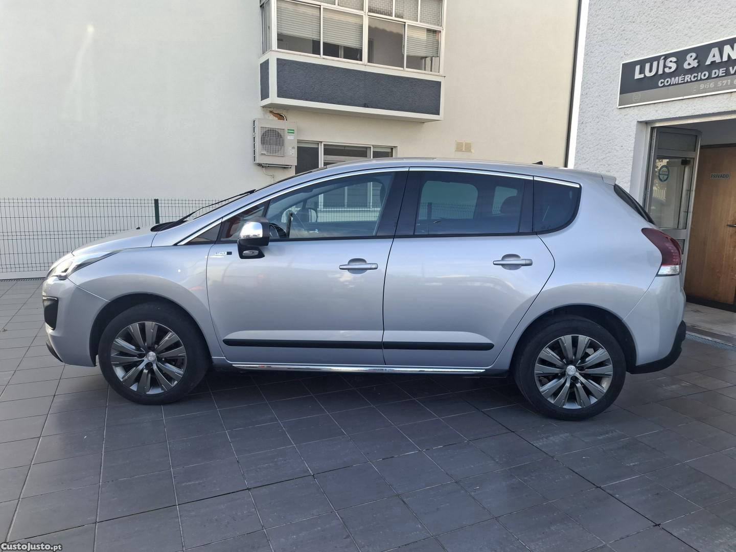 Peugeot 3008 1.6 BlueHDi Style — fotografia 5