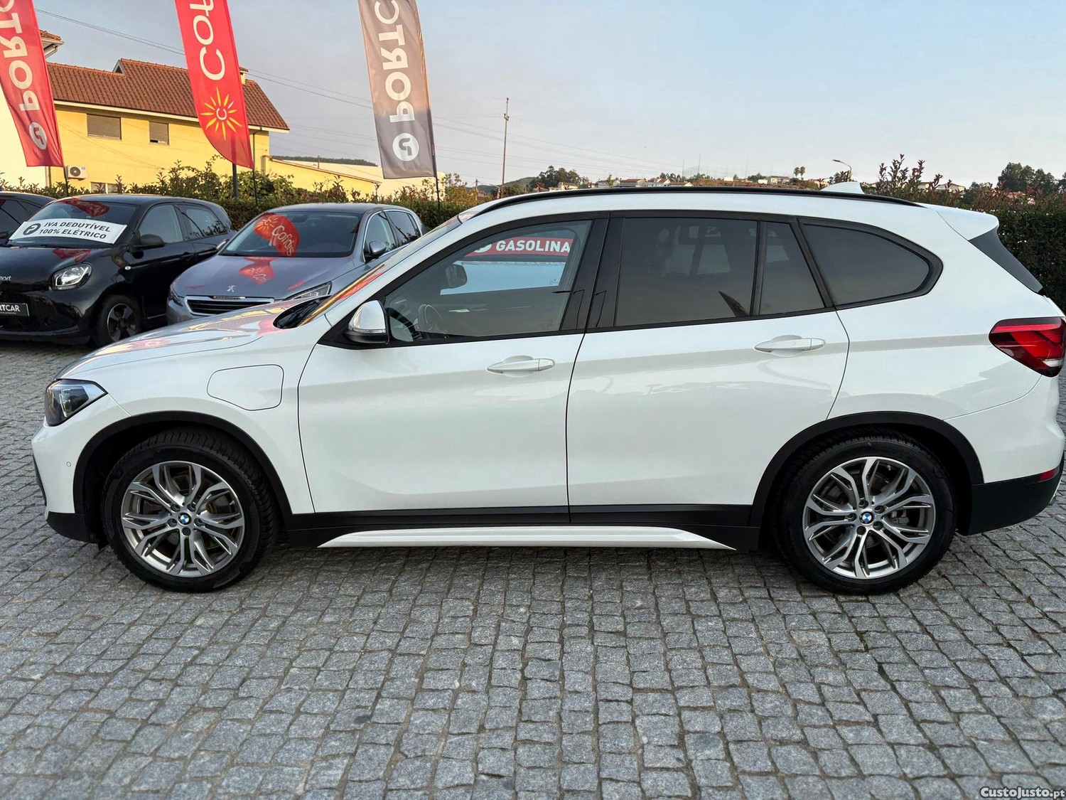 BMW X1 25 e xDrive Line Sport - 21 foto 4