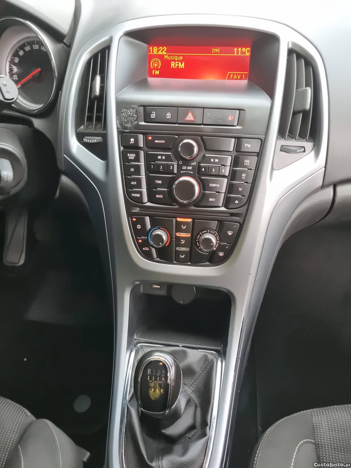 Opel Astra J 1.7 cdti 130CV GTC — fotografia 2