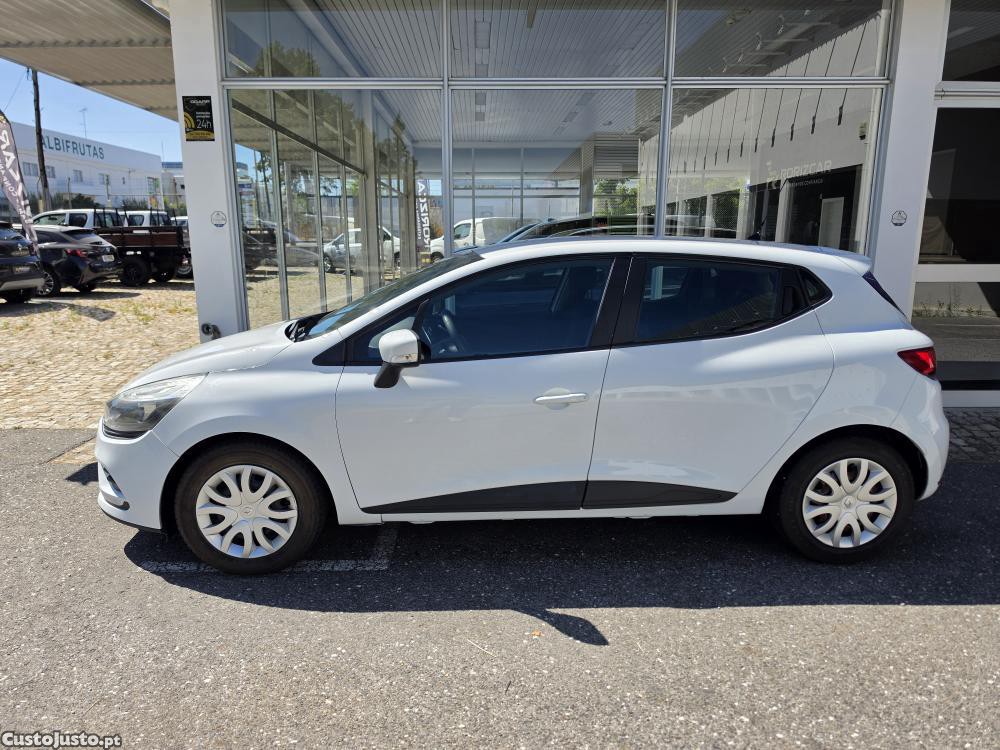 Renault Clio 1.5 DCI ZEN - 16 foto 3