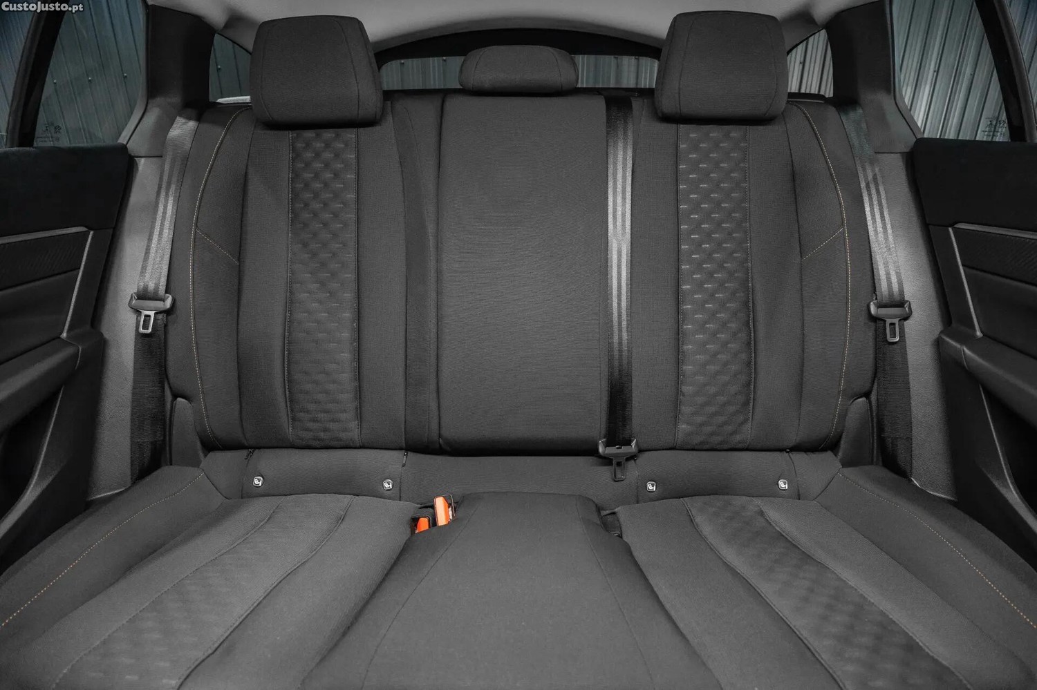 Peugeot 508 1.5 BlueHDi Allure Pack EAT8 — fotografia 4
