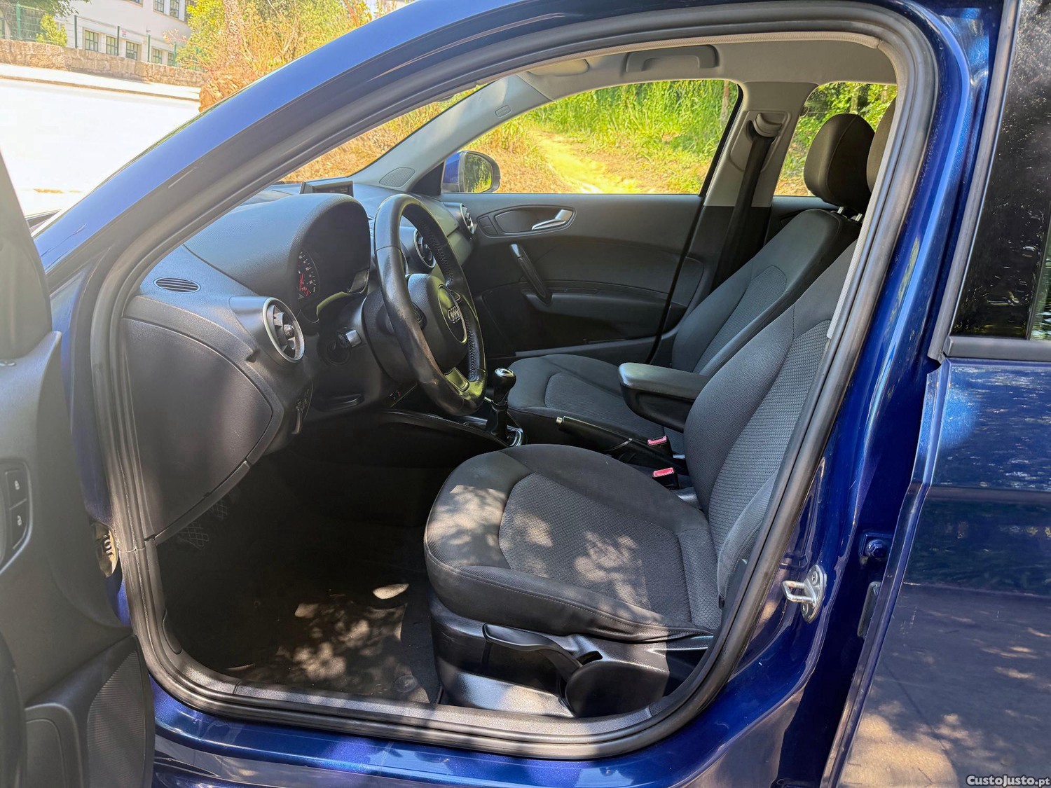 Audi A1 SPORTBACK 1.6 TDI — fotografia 3