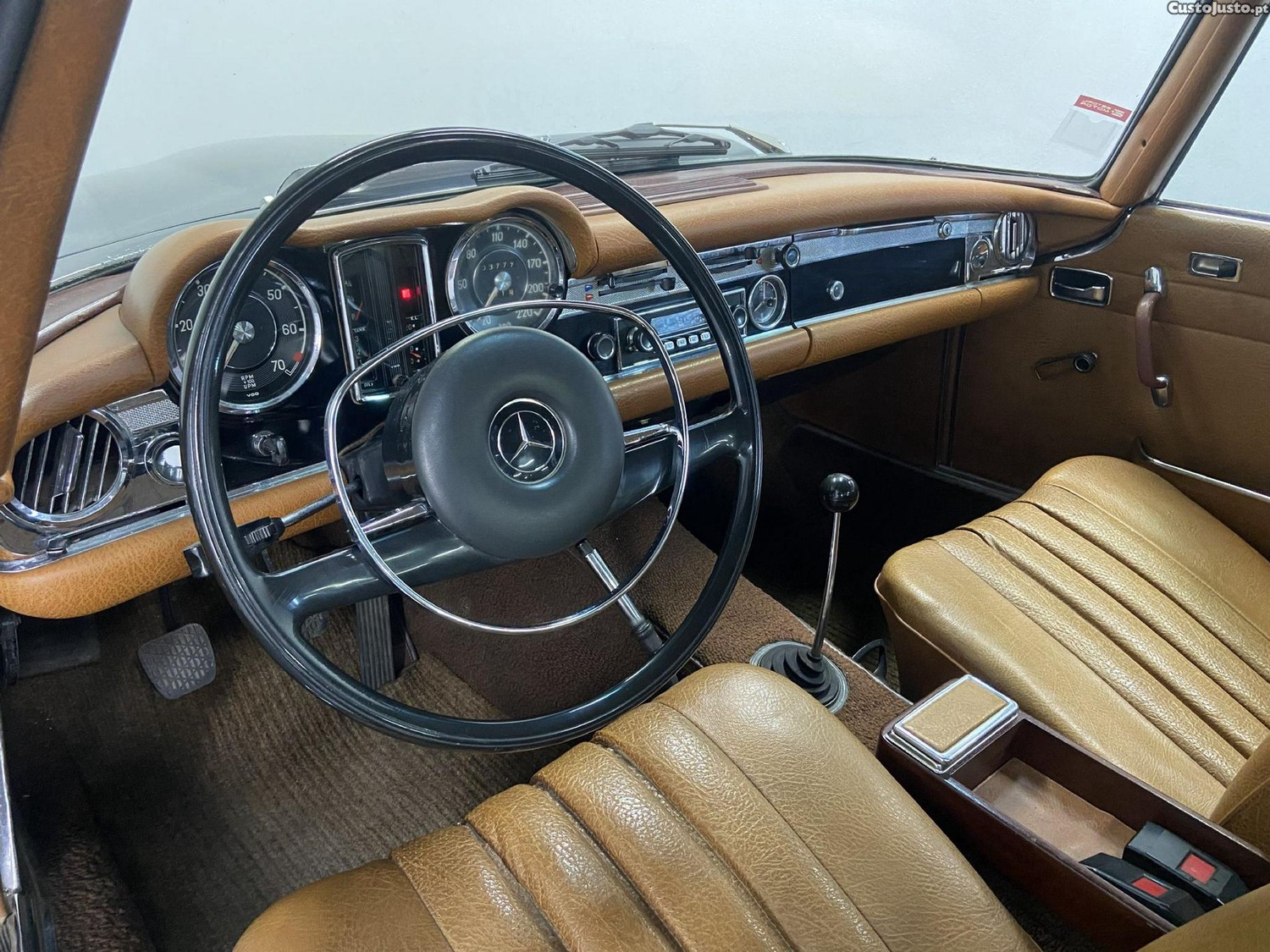 Mercedes-Benz SL 280 Pagode — photo 5