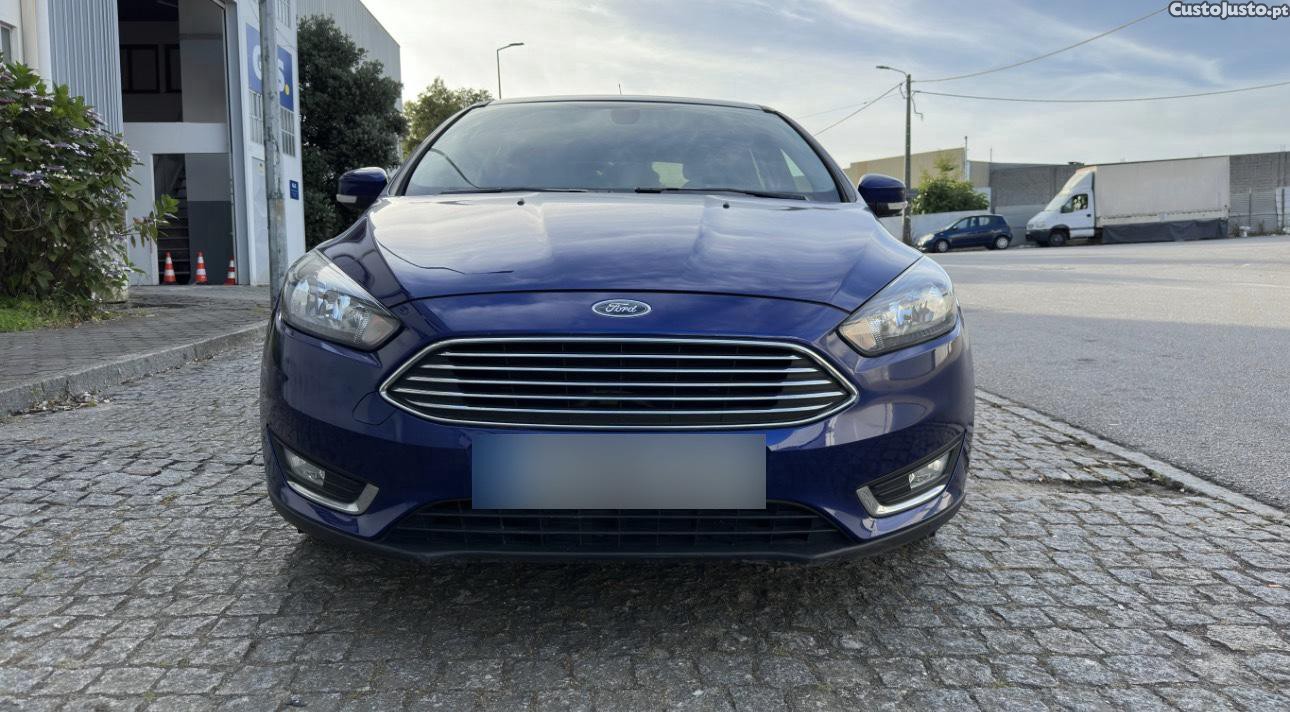 Ford Focus 1.0EcoboostS&S 125cvCaixa automática de 2016 — fotografia 10