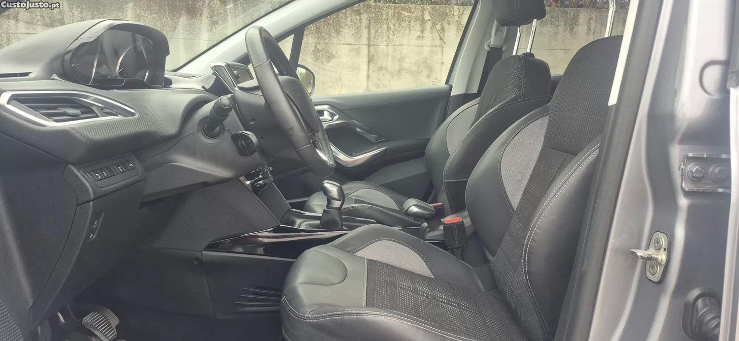 Peugeot 2008 1.2 puretech allure - 15 — photo 5