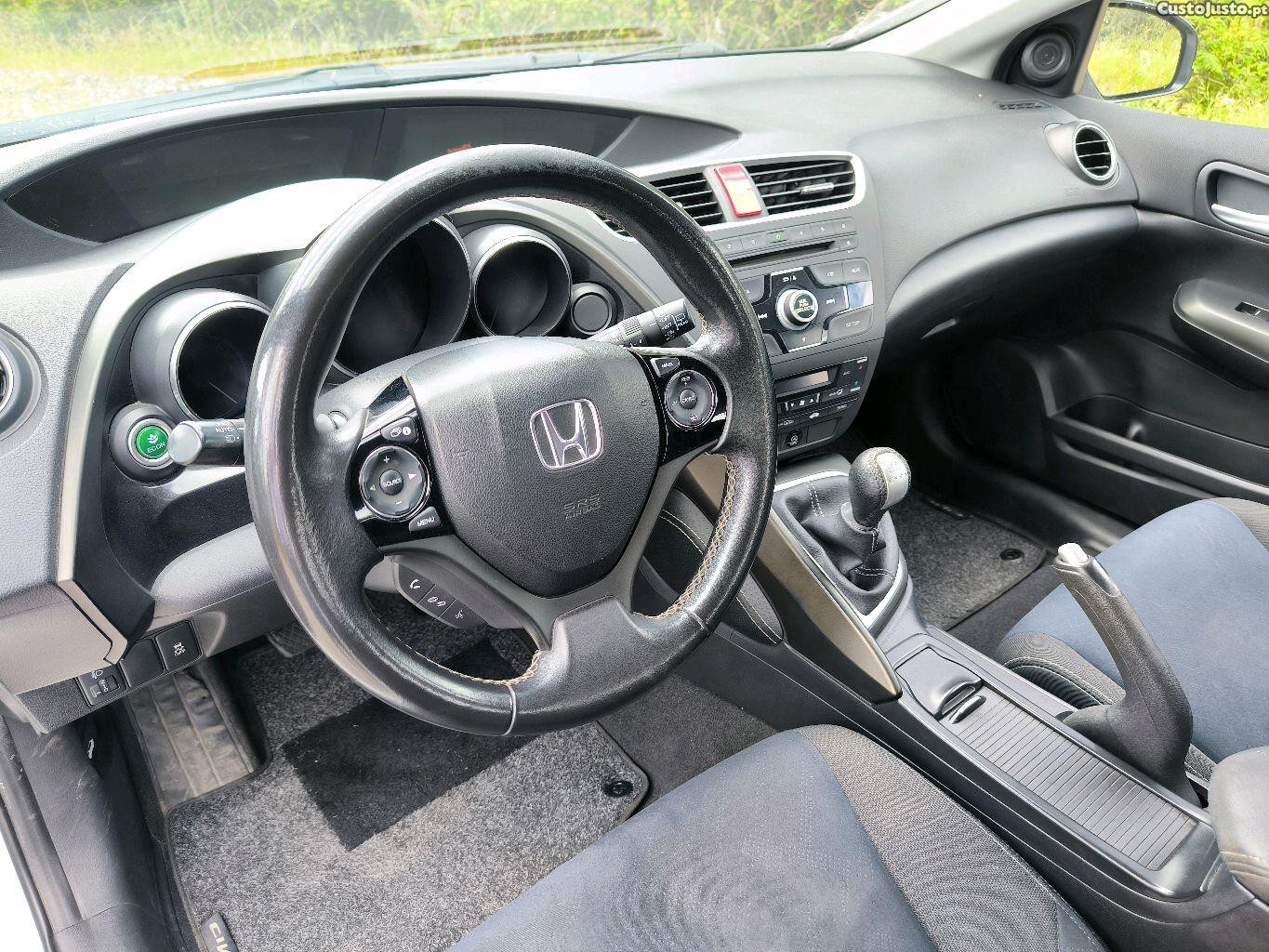 Honda Civic Tourer 1.6 i-DTEC Sport Navi — fotografia 2