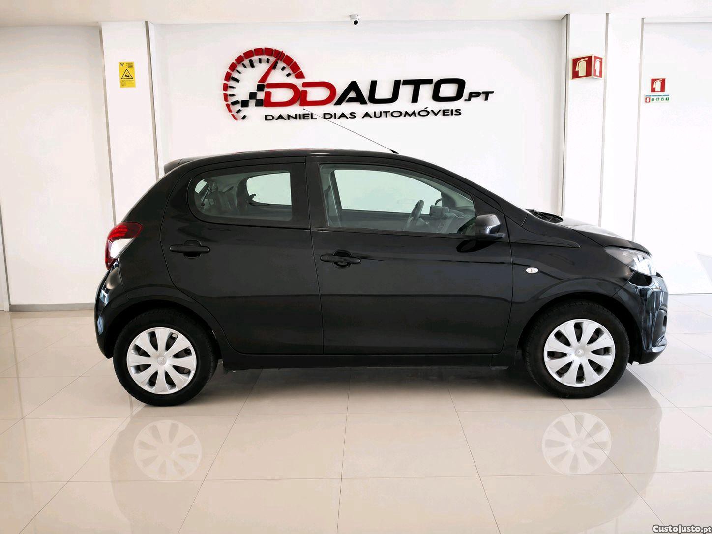 Peugeot 108 1.0 VTi Active, Motor Toyota, Nacional — fotografia 6