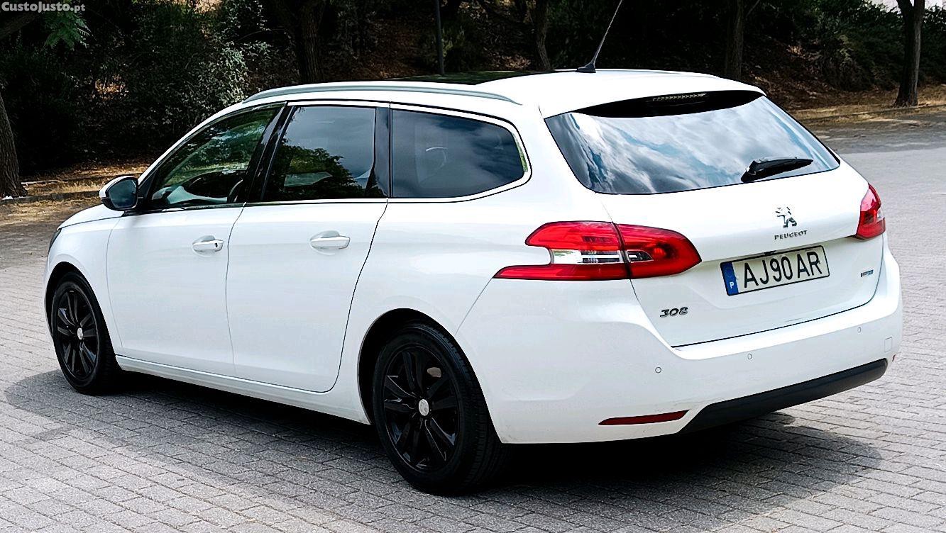 Peugeot 308 1.6 HDI 173Milkms — fotografia 11