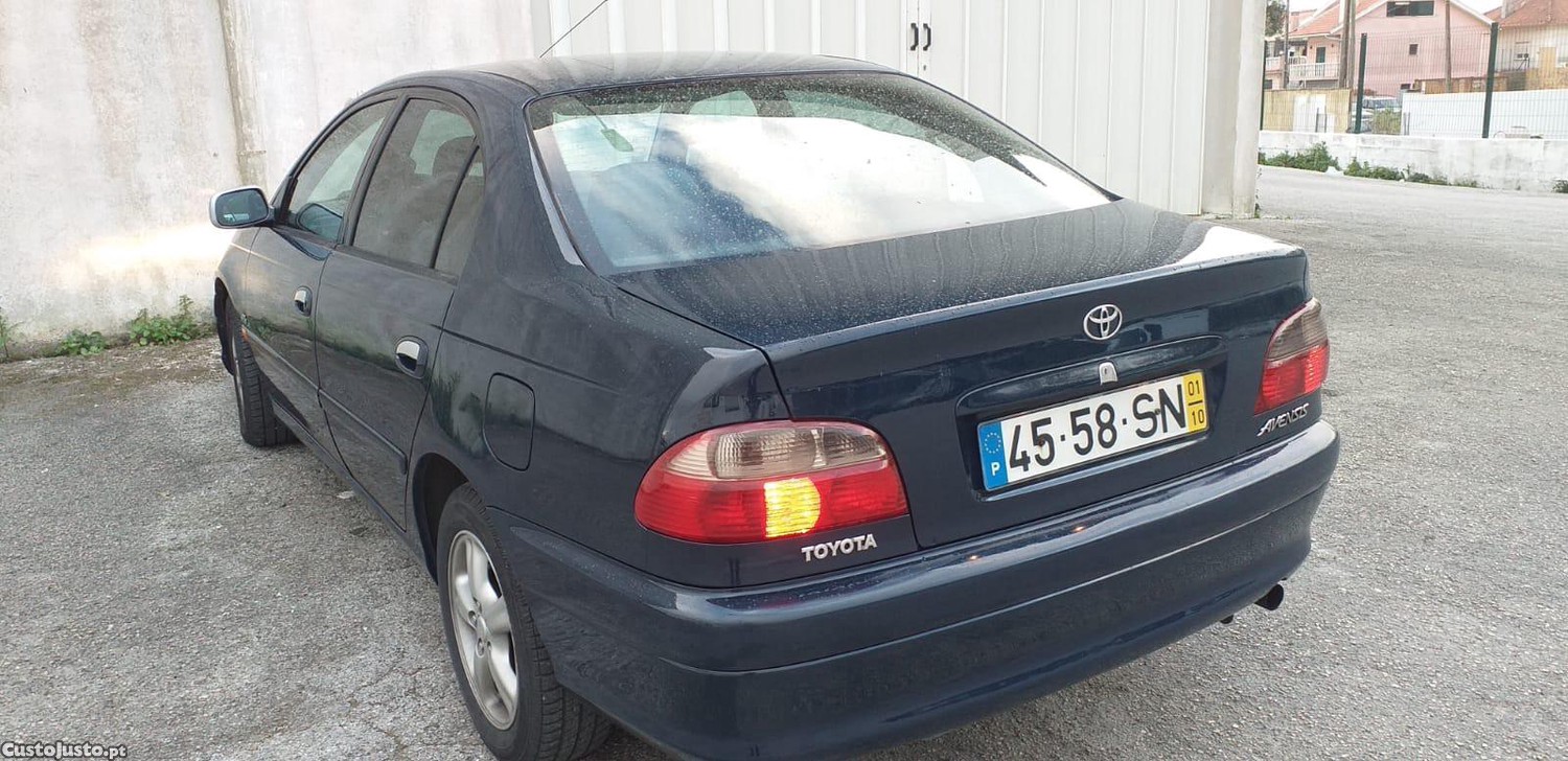 Toyota Avensis t22 - 01 — photo 4