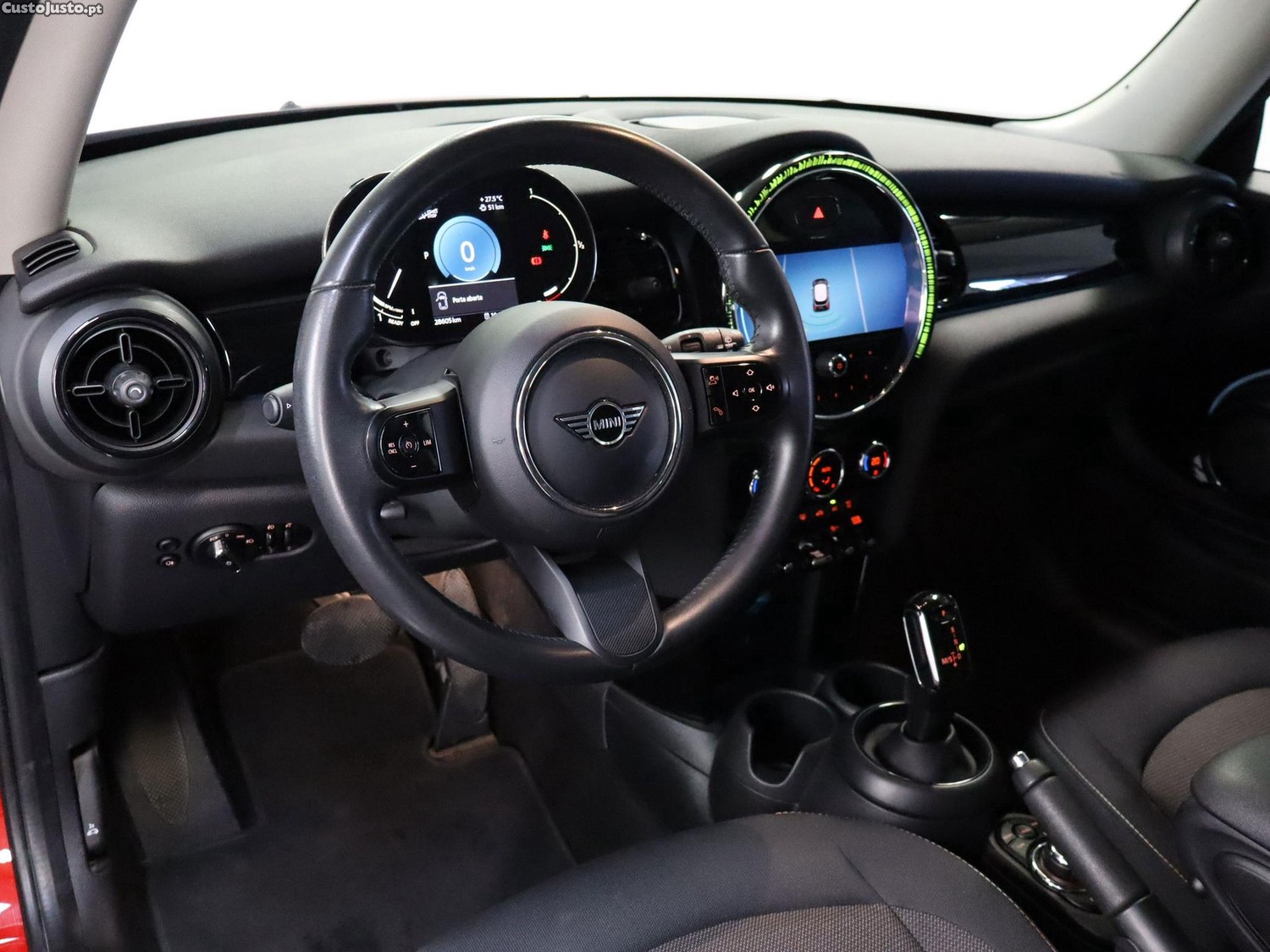 MINI Cooper Premium Essential Auto — fotografia 15