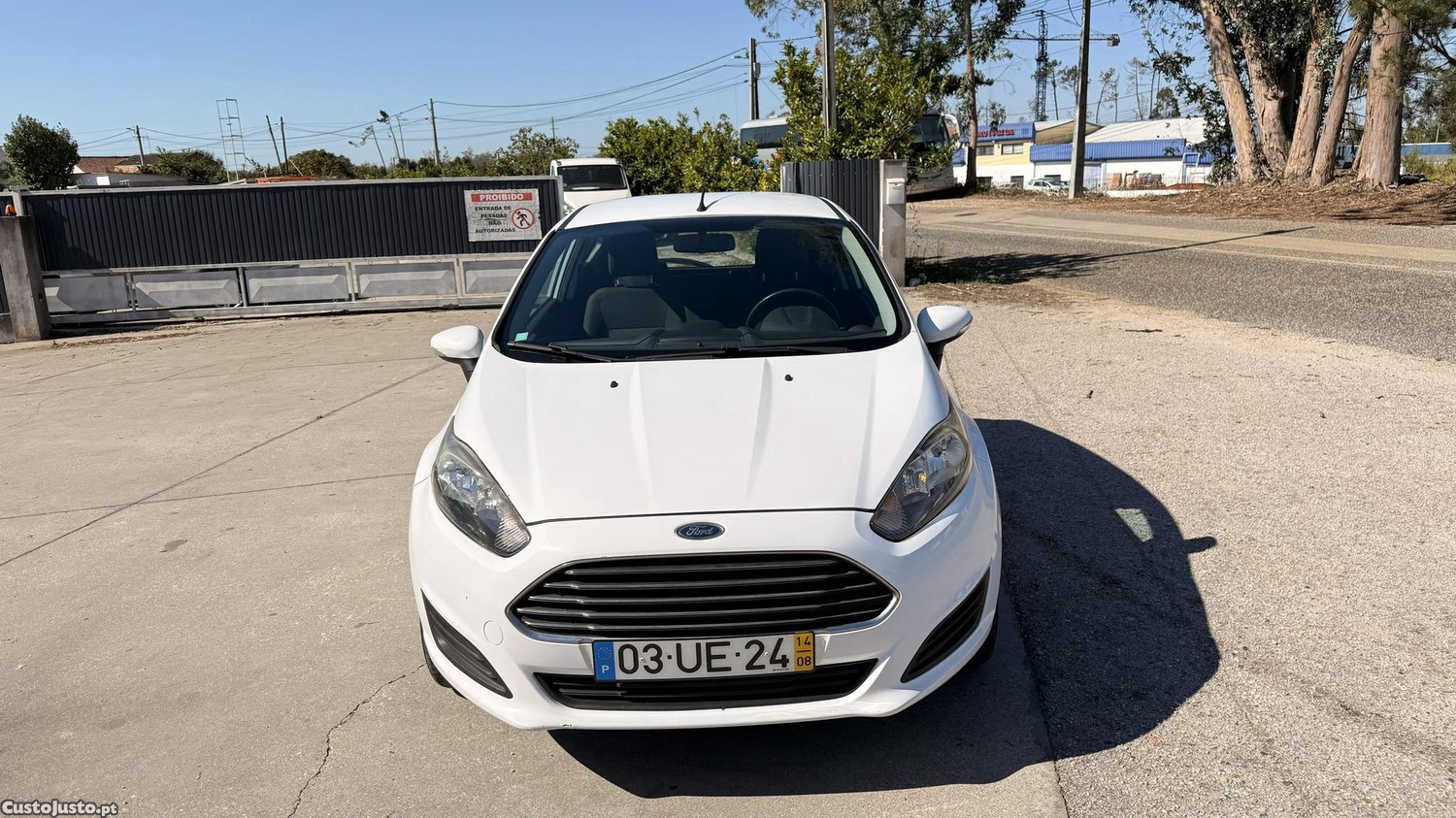 Ford Fiesta 1.25i GPL de 2014 - 14 — photo 2