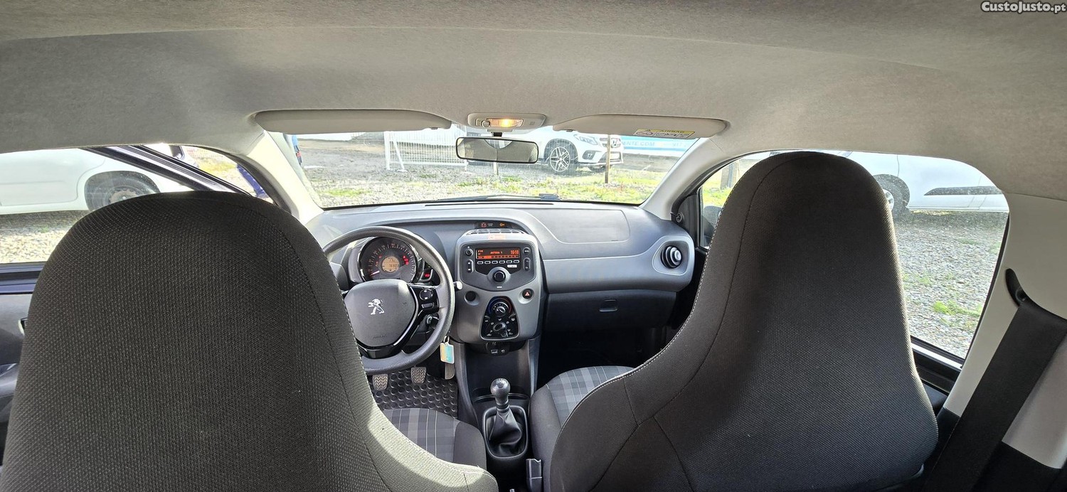 Peugeot 108 1.0 VTi Active — photo 4