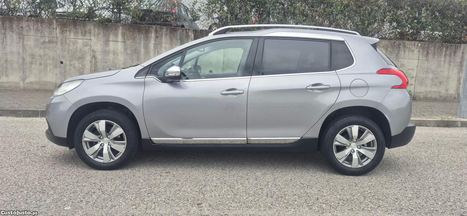 Peugeot 2008 1.2 puretech allure - 15 — photo 4