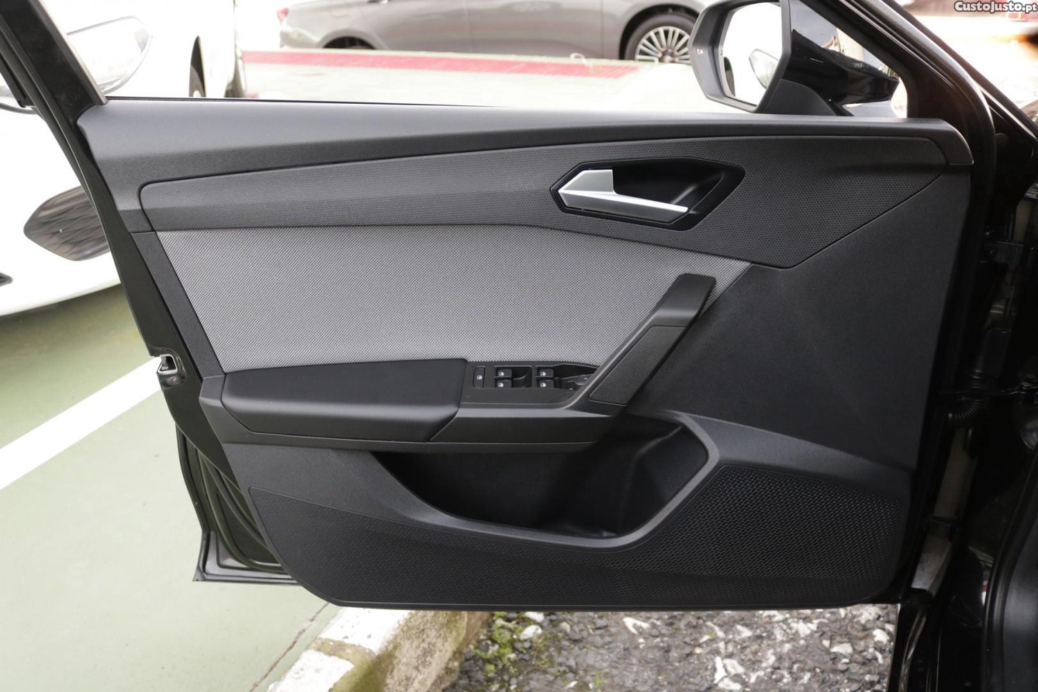 SEAT Leon 2.0 TDI Style — fotografia 30