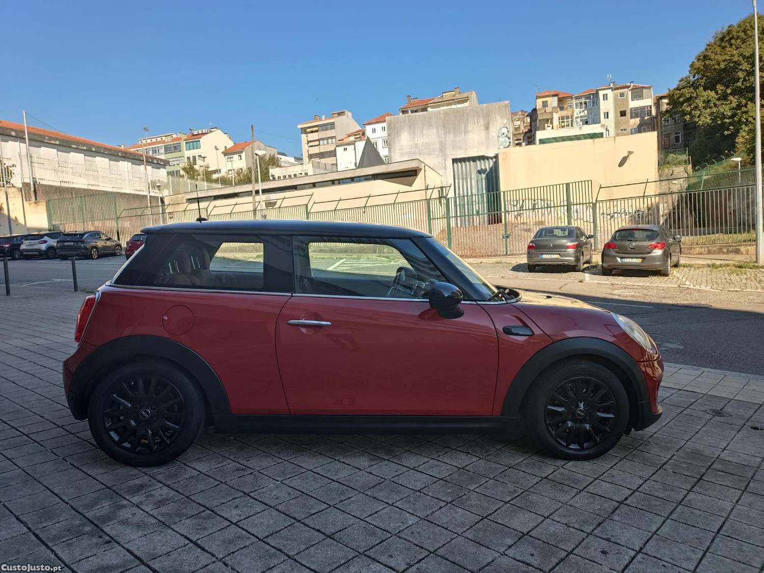MINI Cooper ONE D  de 2015 com 130 mil quilometros - 15 — photo 5