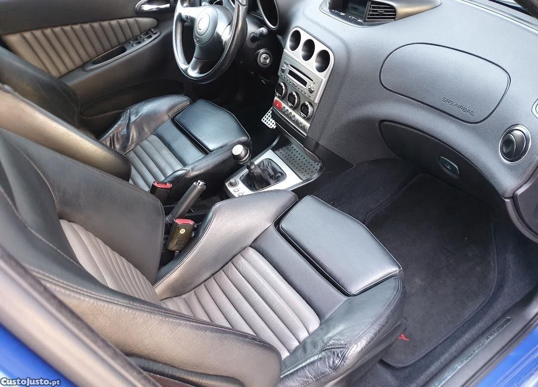 Alfa Romeo 156 3.2 V6 GTA SPORTWAGON - 04 — photo 4