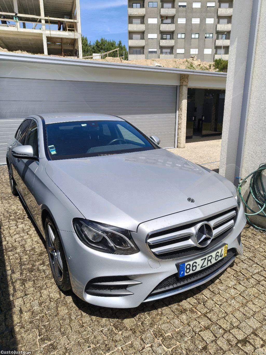 Mercedes-Benz E 220 AMG Line — fotografia 11