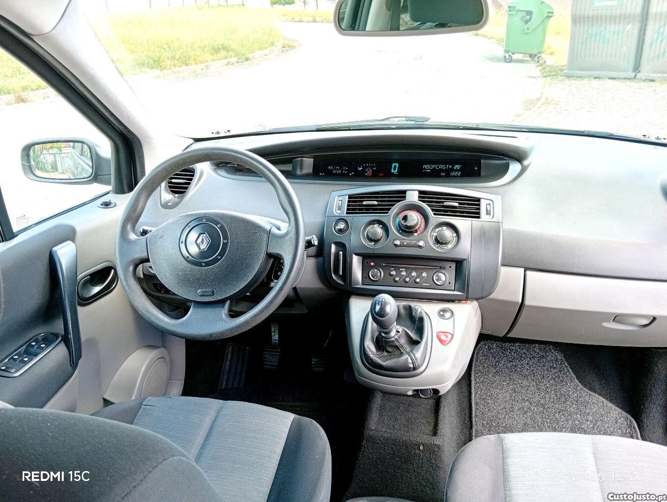 Renault Scénic 1.9 dci — fotografia 4