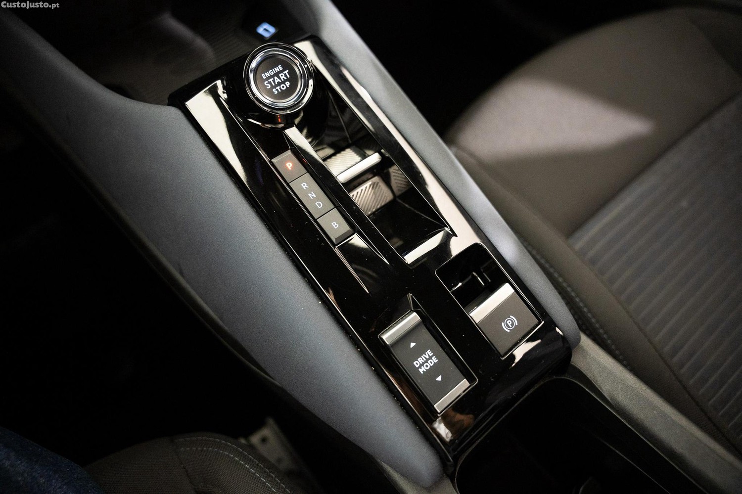 Alfa Romeo Junior 54 kWh Intensa — fotografia 8