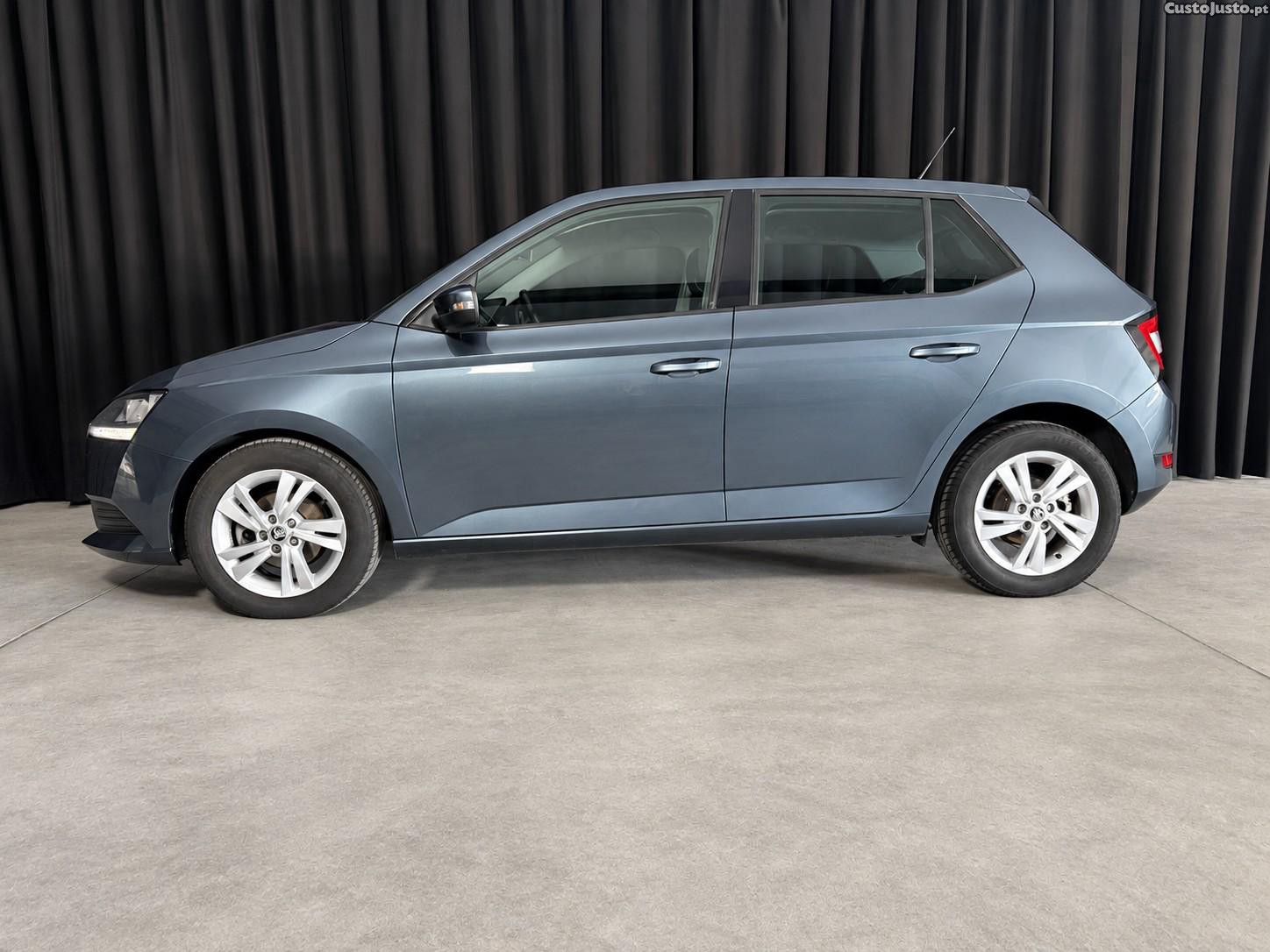 Skoda Fabia 1.0 TSI Ambition — fotografia 4